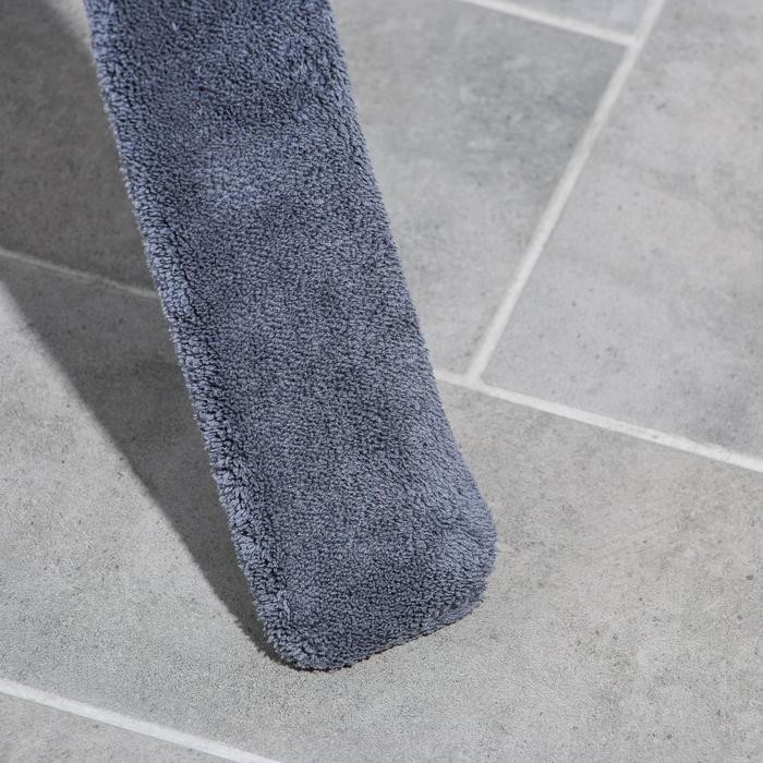 Швабра для уборки Доляна, гибкая, для труднодоступных мест, плоская насадка из микрофибры, 8×2.5×127 см