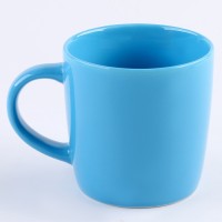 Набор для декора кружки полимерной глиной. Лепка на кружке на новый год «Белый дракоша»