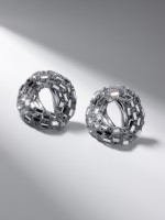 Серьги со стразами QF «Блеск» бублик, белые в серебре