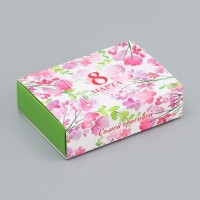 Коробка складная для 6 конфет без окна «С 8 марта», 13.7×9.8×3.8 см