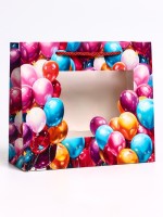 Пакет подарочный с окном «Воздушные шары», 25×10×22 см