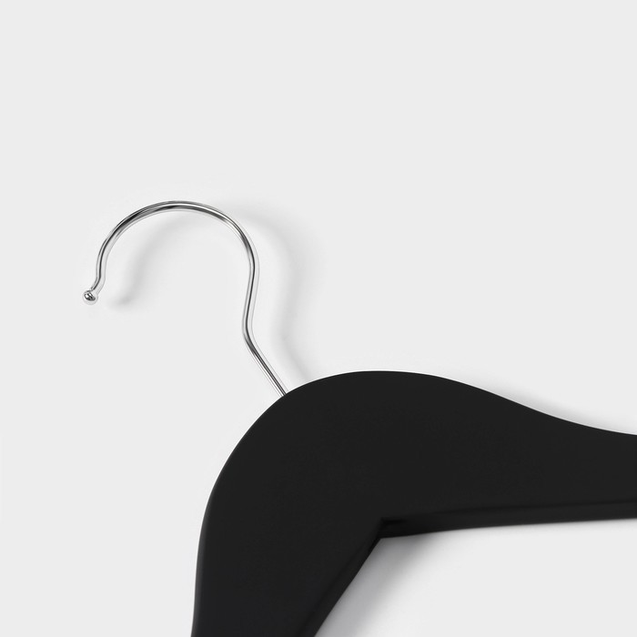 Плечики - вешалки для одежды LaDо́m, софт тач, 44.5×1.2×23 см, 3 шт., деревянные, с перекладиной, чёрные