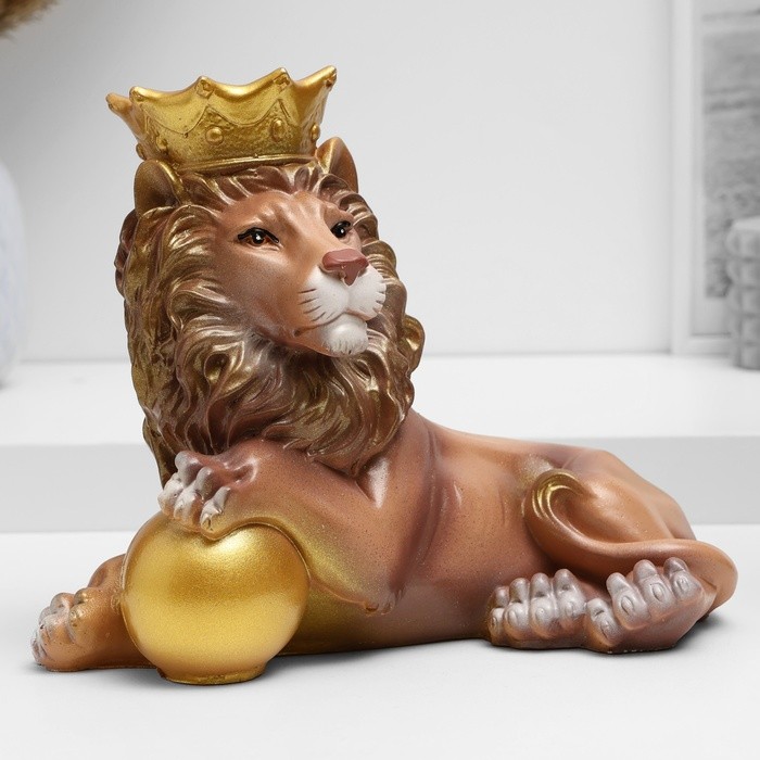 Копилка для денег «Лев с короной и шаром лежит», гипс, 19 см