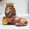 Копилка для денег «Лев с короной и шаром лежит», гипс, 19 см Копилка для денег «Лев с короной и шаром лежит», гипс, 19 см