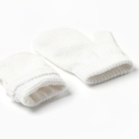 Комплект вязаный детский (шапка, шарф, варежки), молочный