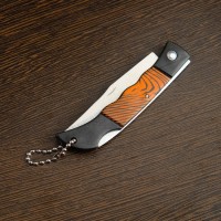 Нож складной с пластик. рукоятью под дерево "Полосы",15 см, цепочка, фиксатор