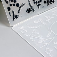 Трафарет для эмбосcирования пластик "Ягодки на веточках" 17,8х12,7 см