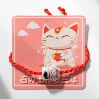 Браслет-оберег «Красная нить» кот нэко, бело-красный, кошка МИКС