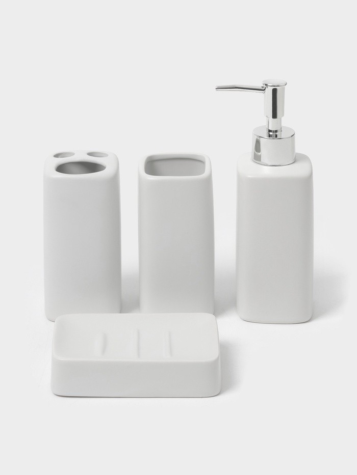Набор аксессуаров для ванной комнаты Доляна «Статика», 4 предмета, дозатор 300 мл, мыльница, 2 стакана, белый