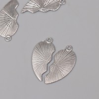 Декор для творчества металл, эмаль "Влюблённые рыбки" набор 2 шт 3х2,8 см