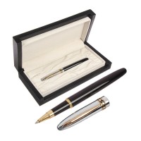 Ручка подарочная, шариковая «Грань», в кожзам футляре, корпус чёрный/серебристый