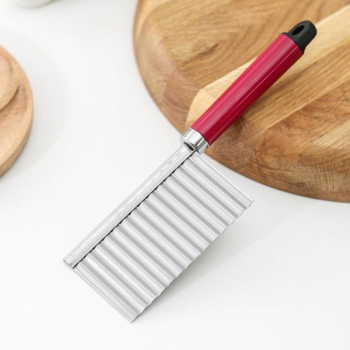 Овощерезка фигурная Доляна «Вкус», 18,5×5,5 см, цвет бордовый