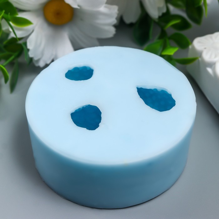 Молд "Клубника" 3х2 см; 3х1,7 см; 2,5х1,5 см МИКС