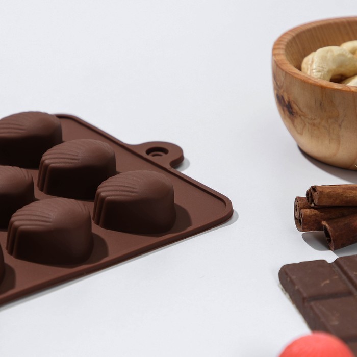 Форма для льда и кондитерских украшений Доляна «Ракушки», 20,5×10,5 см, 15 ячеек, цвет шоколадный