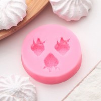 Молд «Клубника», 5,5×5,5 см, цвет МИКС