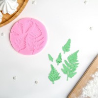 Молд «Листопад», 9,2×9,2 см, цвет МИКС