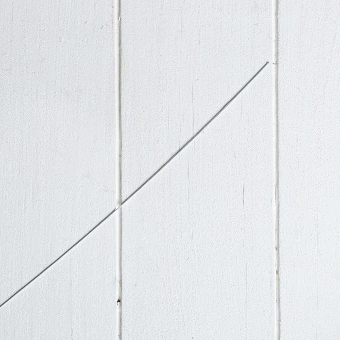 Проволока для изготовления искусственных цветов "Белая" длина 40 см сечение 0,07 см