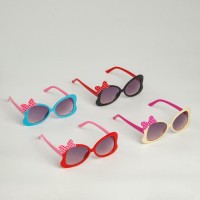 Очки солнцезащитные детские OneSun, uv 400, 13×13.5×6.2 см, линза 4.1×4.4 см, микс