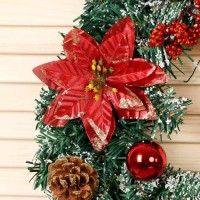 Новогодний венок d-36 см «Зимнее волшебство. Шишки» на дверь, на стену, декор с красными цветами