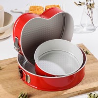 Набор форм для выпечки разъёмных Доляна «Флёри. Круг», 3 предмета: d=18/23/26 см, с керамическим покрытием, цвет МИКС