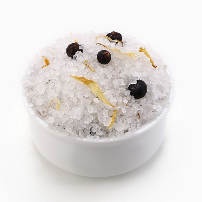 Соль для ванны с добавками, 150 г, аромат клюквы и голубики, Чистое счастье