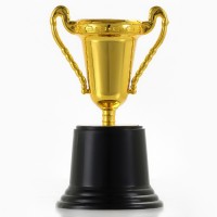 Кубок 063С, наградная фигура, золото, подставка пластик, 13.2 см