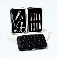 Набор маникюрный, 7 предметов, в футляре, чёрный