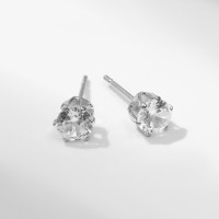 Серьги пусеты в коробочке QF «Гвоздики», 12 пар, цвет белый в серебре