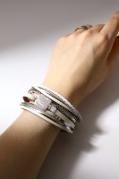 Браслет кожа «На магните» Вахиба, белый в серебре, 19.5 см