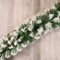 Новогодняя хвойная гирлянда 270 см «Зимнее волшебство. Снег» на дверь, на стену, сваг еловый, 200 веток
