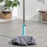 Швабра для мытья пола с отжимом Доляна, насадка из микрофибры, телескопическая окрашенная ручка 120 см, цвет МИКС