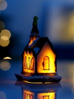 Светодиодная фигура «Дом с башней» 4.5×9×6 см, керамика, от батареек AG13×3, свечение тёплое белое