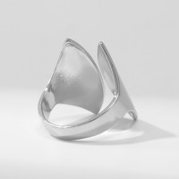 Кольцо металл «Тренд» два лепестка, цвет серебро, размер 18