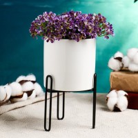 Кашпо "Цилиндр" белое, на черной подставке, 10×10×18 см