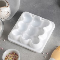 Форма для муссовых десертов и выпечки Доляна «Сладкие шарики», 14,8×4,1 см (внутренний размер 12,5×12,5 см), цвет белый