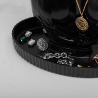 Бюст для украшений QF, 21×13.5×33 см, чёрный