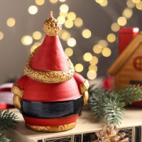 Свеча декоративная "Санта", 12х8,6х7,4 см