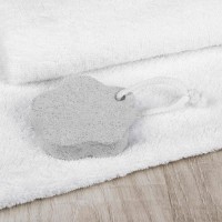 Пемза для педикюра «Цветок», с подвесом, 7,5 × 7,5 см, цвет белый