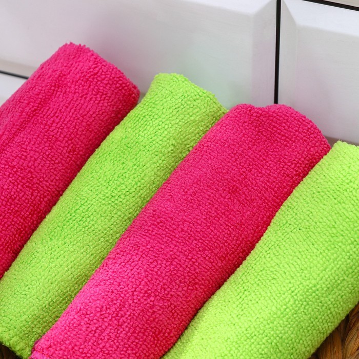 Салфетки универсальные Доляна, 220 г/м², 5 шт, 30×30 см, микрофибра, с оверлоком, МИКС