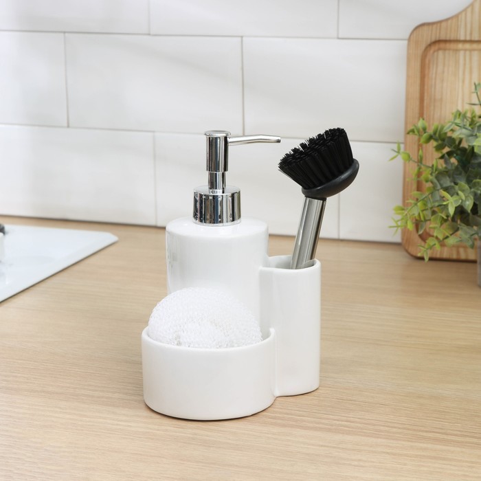 Дозатор для моющего средства Доляна «Милитари», 370 мл, с губкой и щёткой, белый