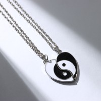 Кулоны парные «Сердце инь ян», 45 см, цвет белый/чёрный в серебре