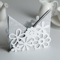 Салфетница «Цветы», 13×4,5×9 см, цвет белый