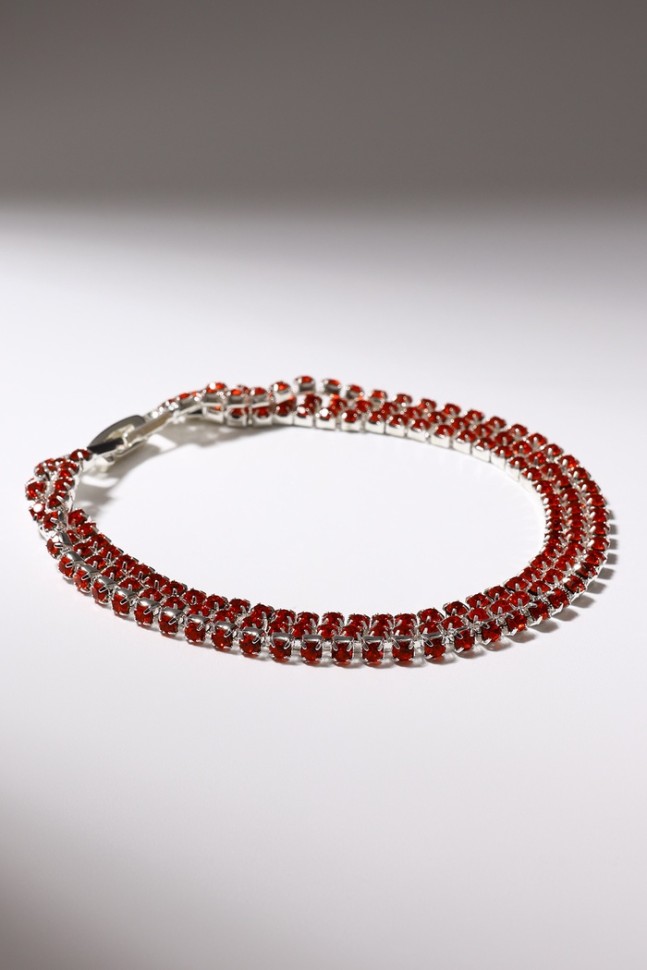 Браслет со стразами «Сияй» три ряда, цвет красный в серебре, 18 см
