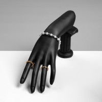 Подставка для украшений QF «Рука», 10,5×23,5×13 см, цвет чёрный