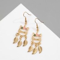 Серьги с эмалью «Кошка» с листьями, цветные в золоте