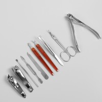 Набор маникюрный «Вензеля», 10 предметов, в футляре, коричневый