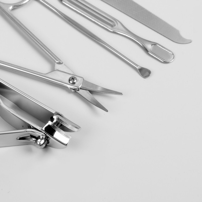 Набор маникюрный «Вензеля», 10 предметов, в футляре, коричневый