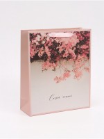 Пакет подарочный вертикальный «Табебуйя розовая», M 25.5×30×9 см