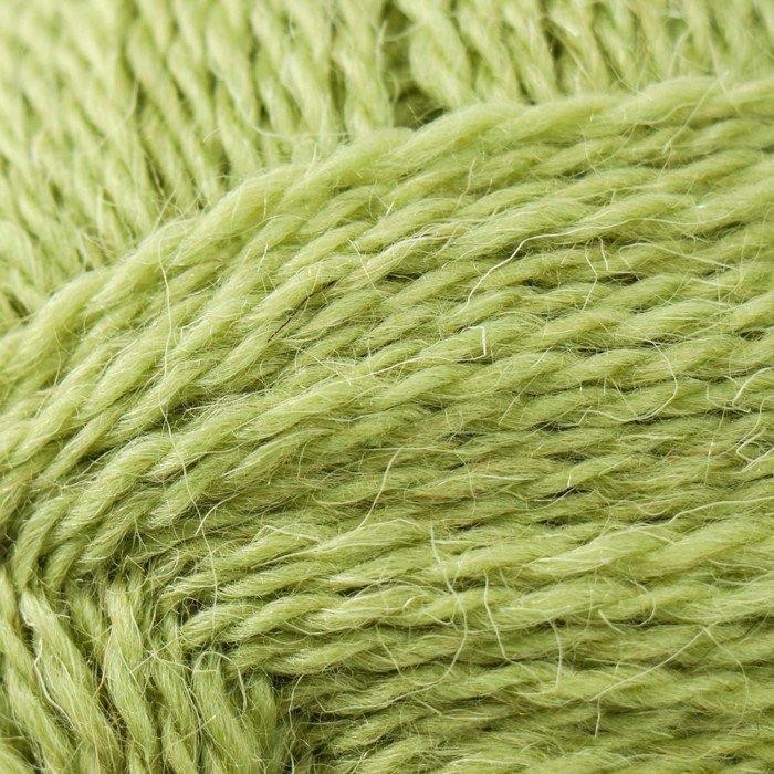 Пряжа "Деревенская" 100% шерсть 250м/100гр (516-персидская сирень)