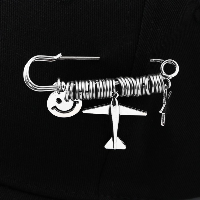 Кепка женская с кольцами, чёрная, р-р 56